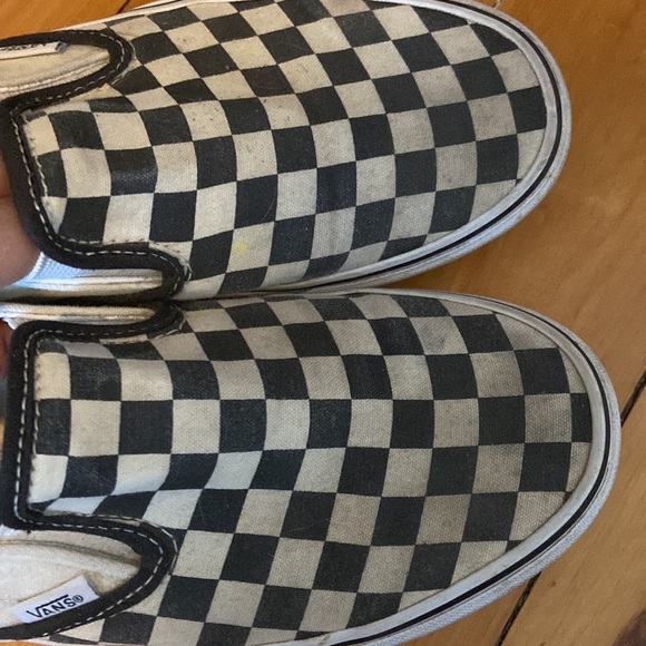 Checkered vans - Picture 2 of 3
